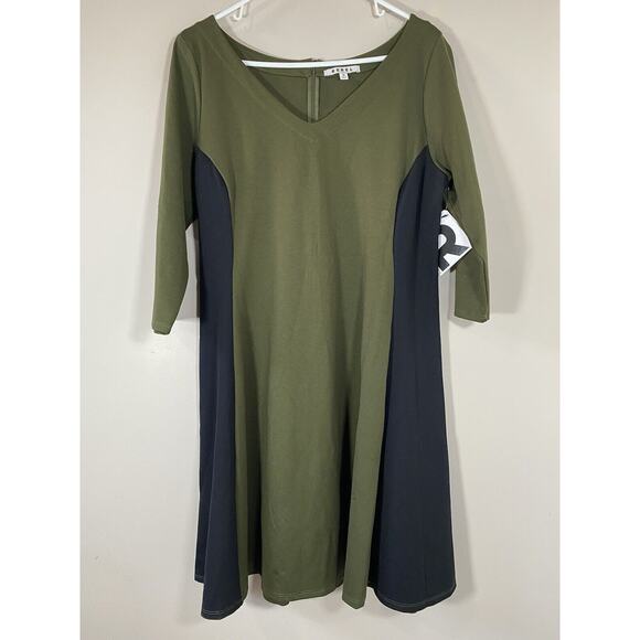 REBEL Rebel Wilson NWT Colorblock 3/4 Sleeve Knee Length Dress Stretch Size 1X‎ - Picture 1 of 9
